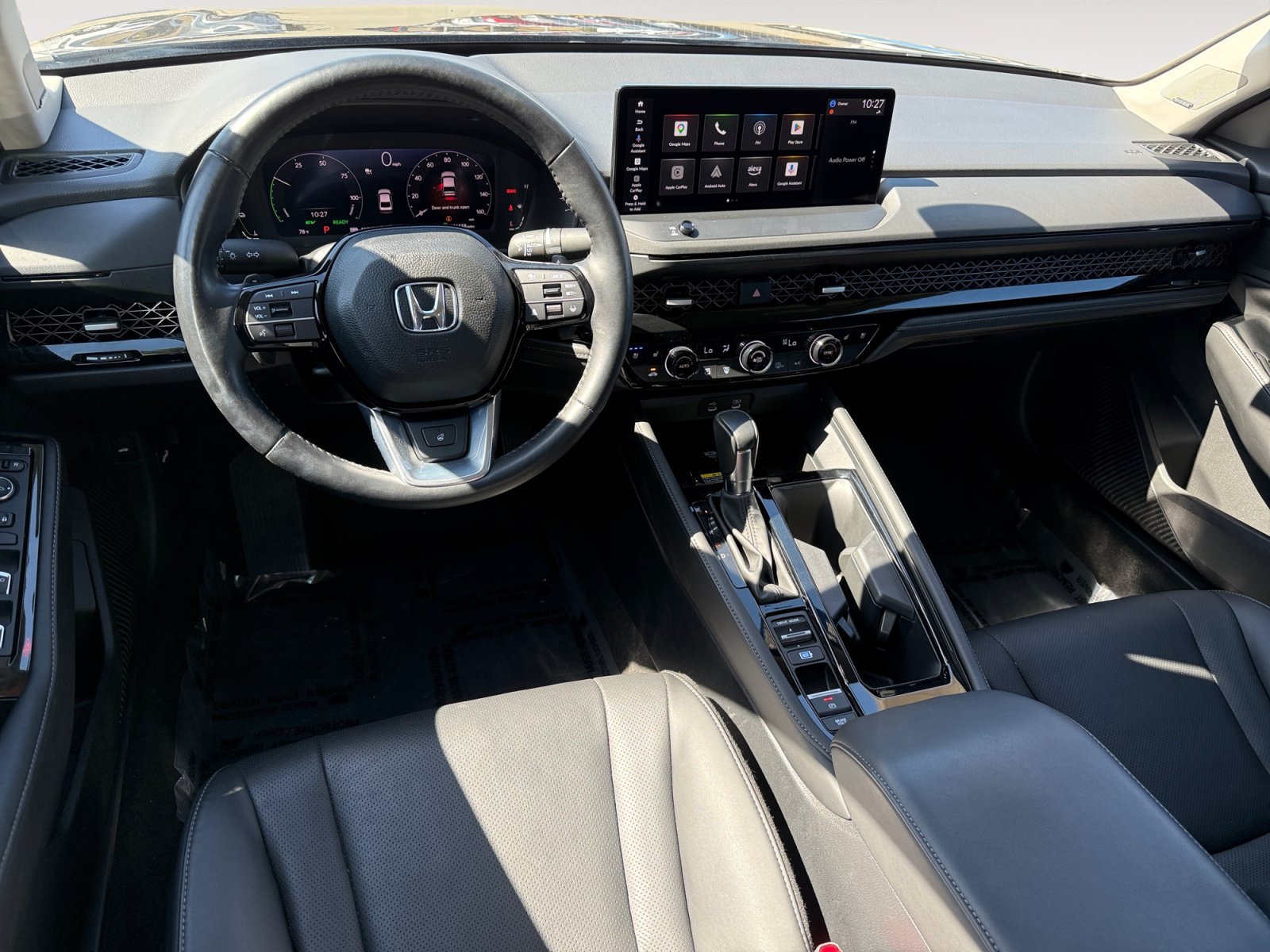 Used 2025 Crystal Black Pearl Honda Touring image 15