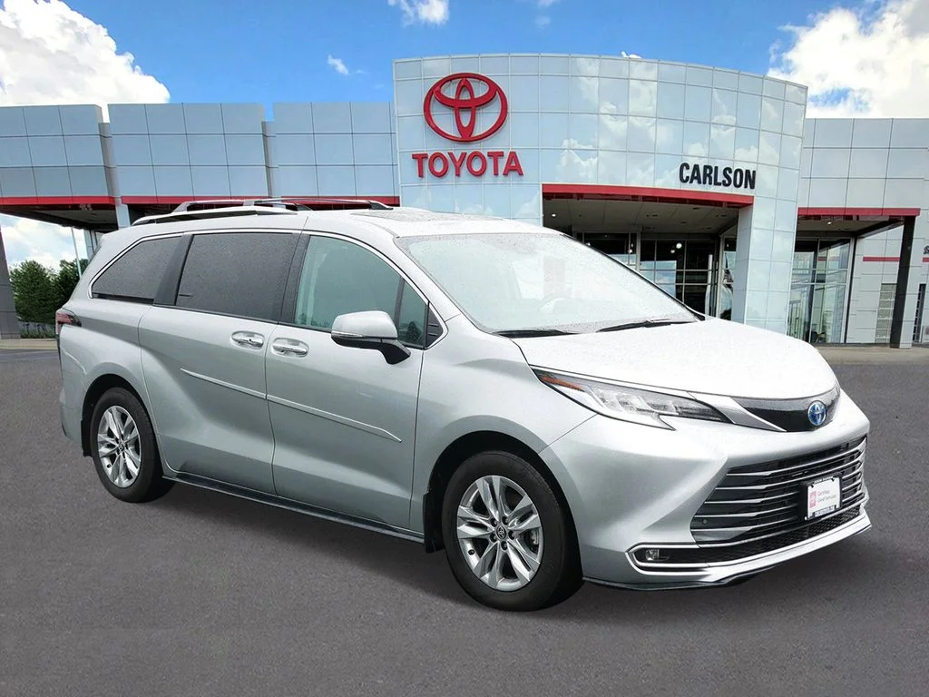 Certified 2024 Toyota Sienna Limited with VIN 5TDZSKFC2RS143296 for sale in Minneapolis, Minnesota