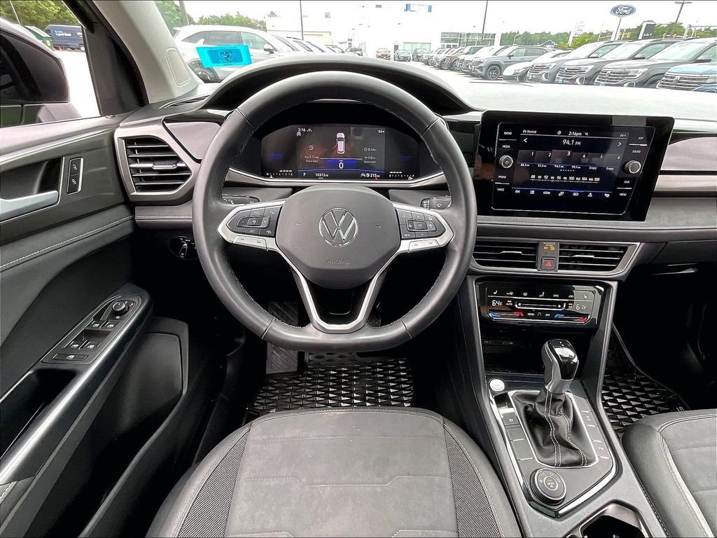 Used 2025 Bright Moss Green Metallic/Deep Black Roof Volkswagen 1.5T SE Black image 16