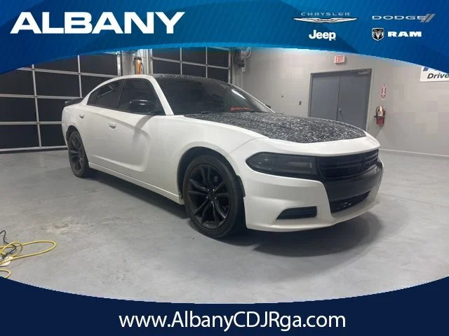 2018 Dodge Charger SXT's photo