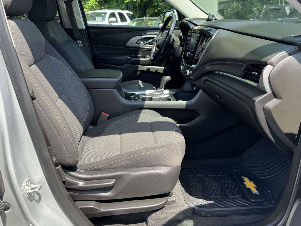 Used 2019 Silver Chevrolet LT image 15