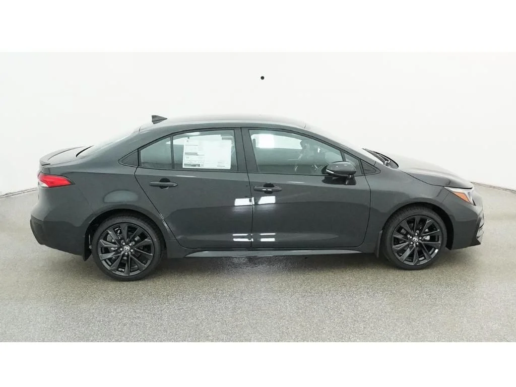 Used 2026  Toyota SE image 14