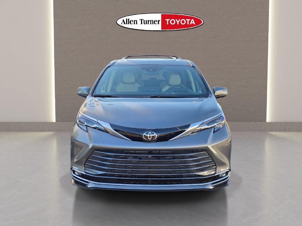 New 2026  Toyota Platinum image 4