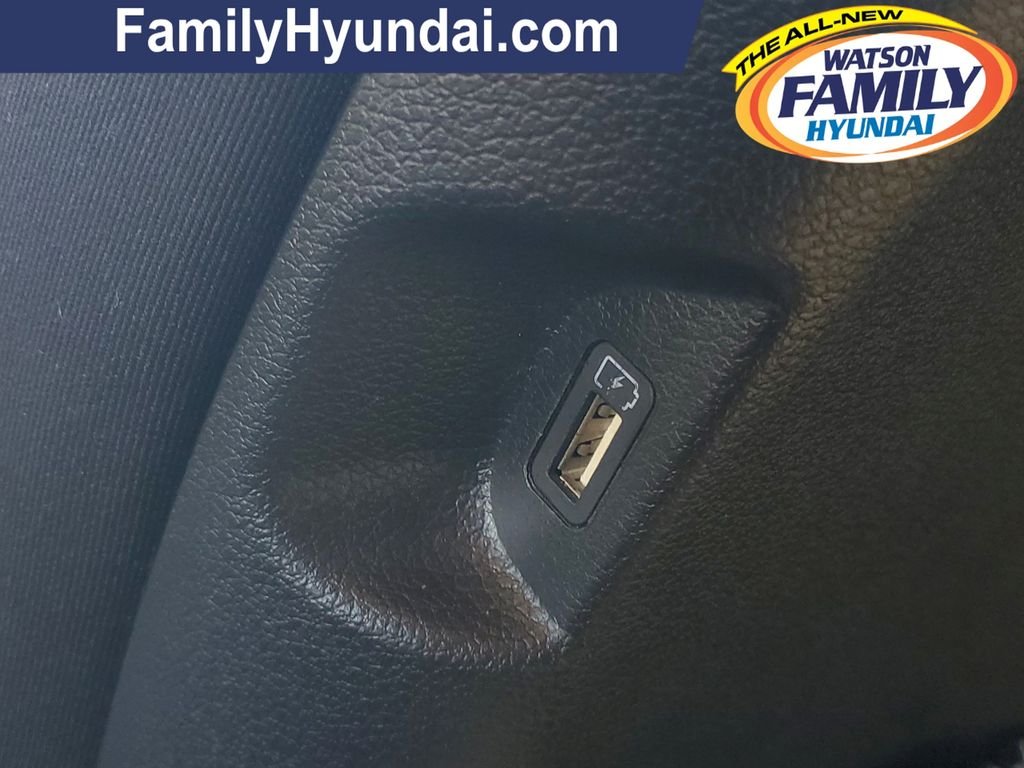 Used 2021 Black Hyundai SEL image 13