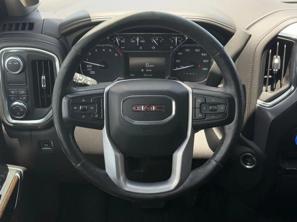 Used 2022 Gray GMC Elevation image 21