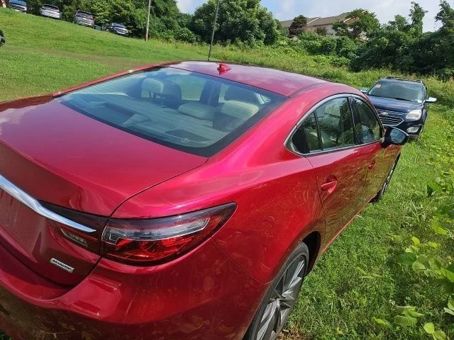 Used 2018 Red Mazda Grand Touring image 5