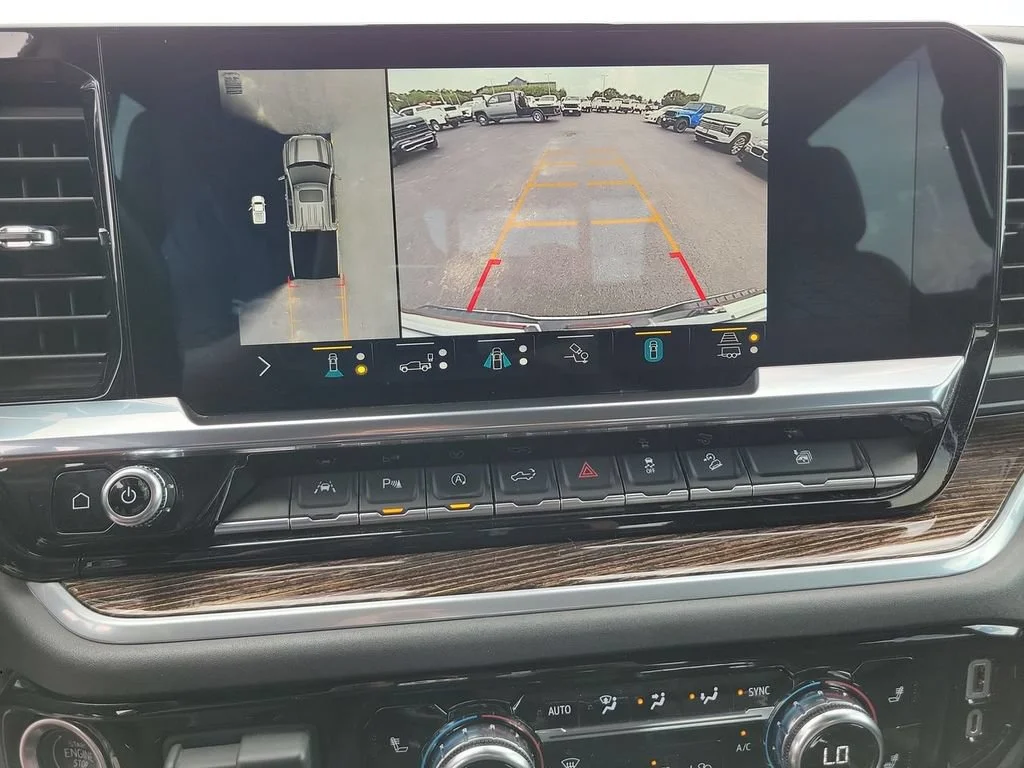 Used 2022 Summit White GMC Elevation image 15