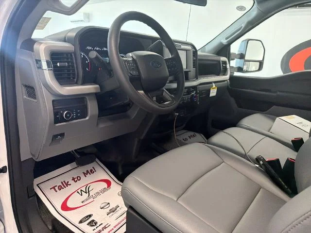 New 2027 Oxford White Ford F-350® XL image 27