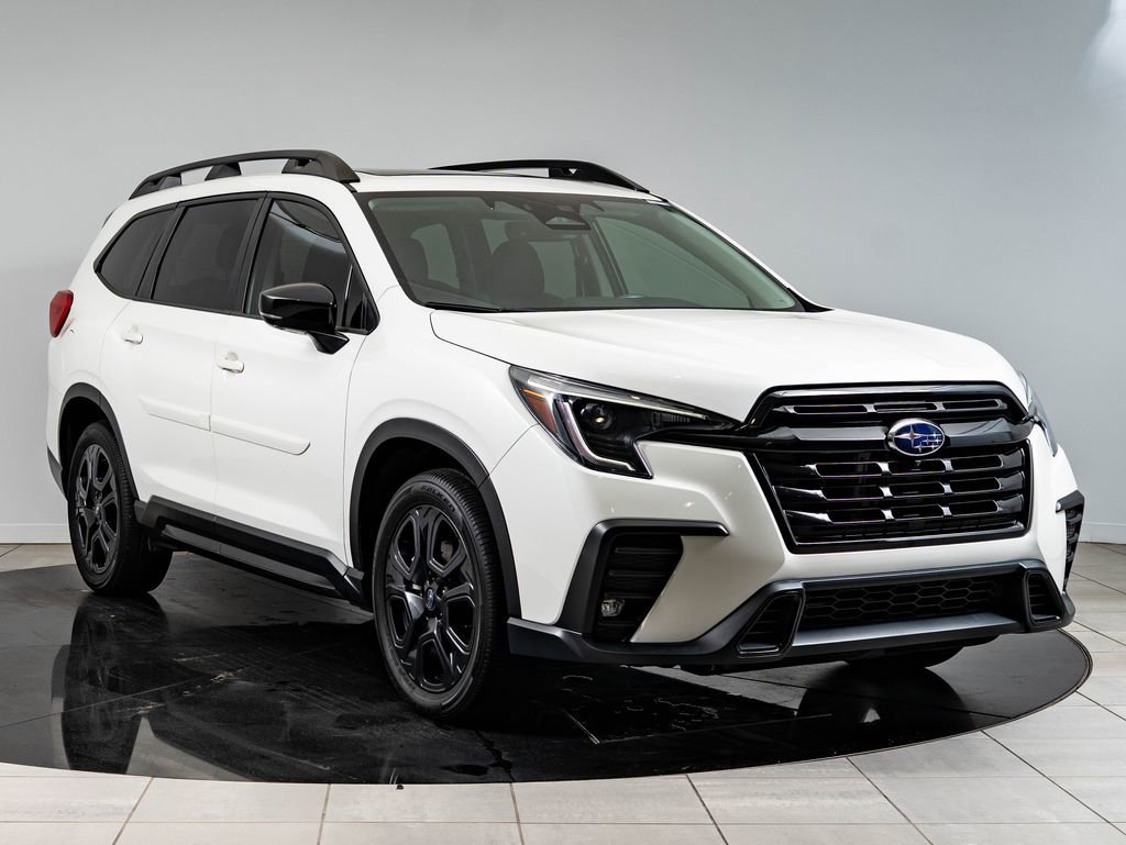 Used 2024 Crystal White Pearl Subaru Onyx Edition image 12