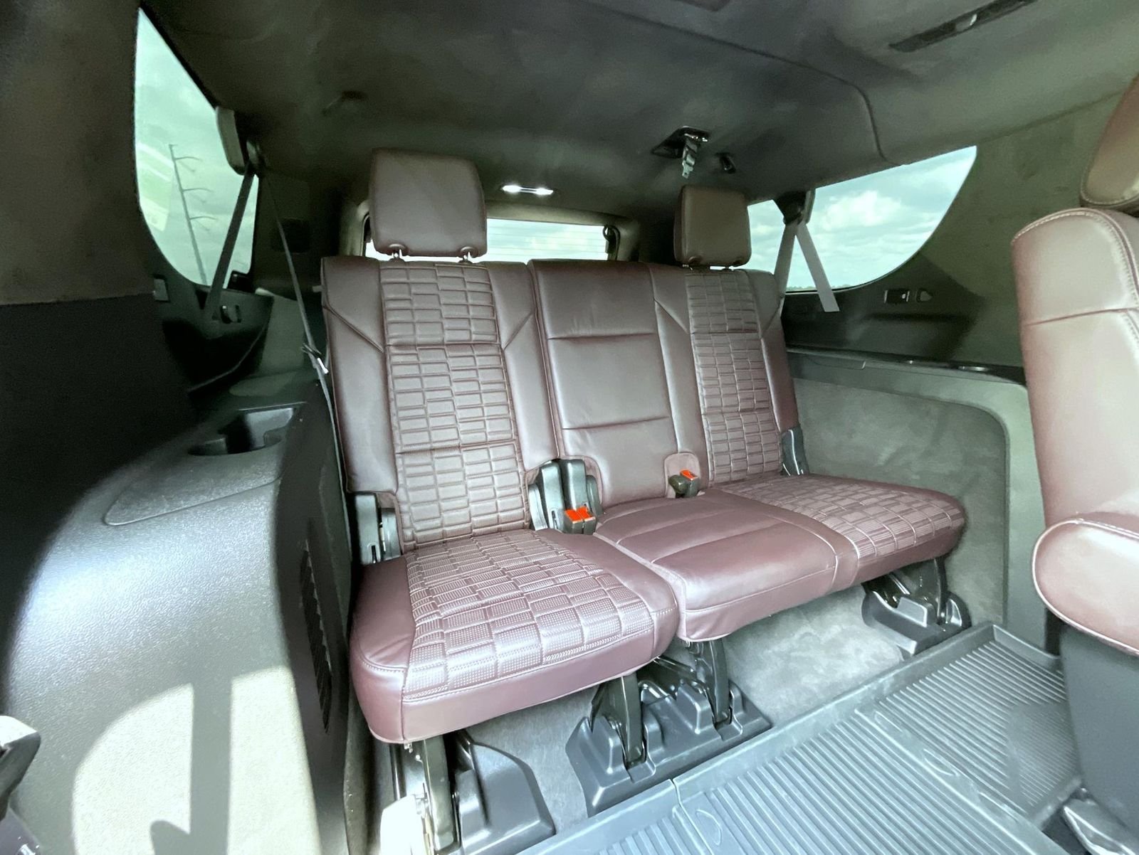 Used 2024 White Cadillac V-Series image 20
