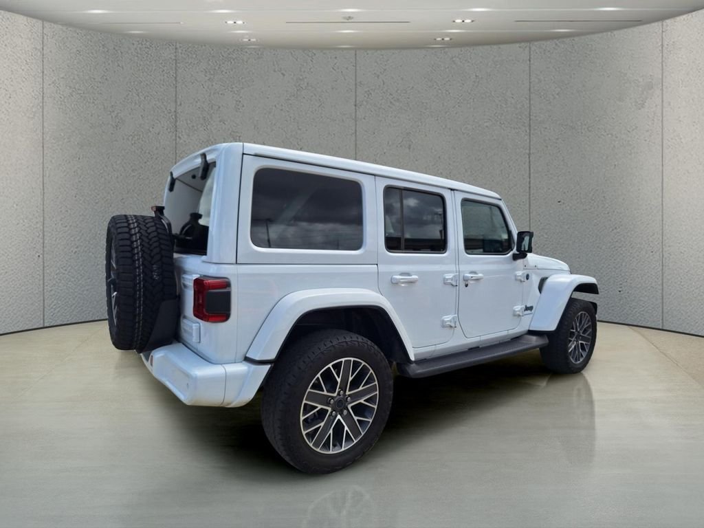 Used 2024 White Jeep High Altitude 4xe image 5
