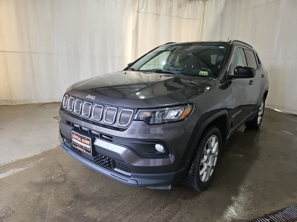 2022 Jeep Compass Latitude Lux