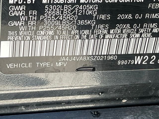 Certified Used 2025 Gray Mitsubishi SE image 39