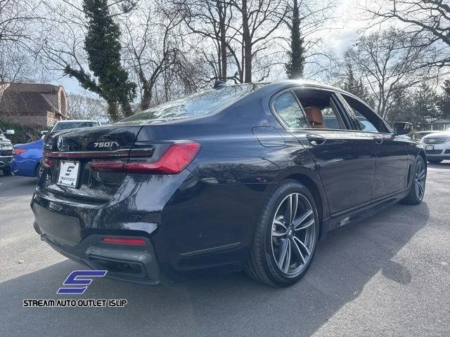 2022 BMW 7 Series 750i - Photo 9