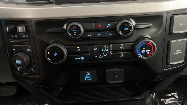 New 2026 Oxford White Ford F-250® XLT image 62