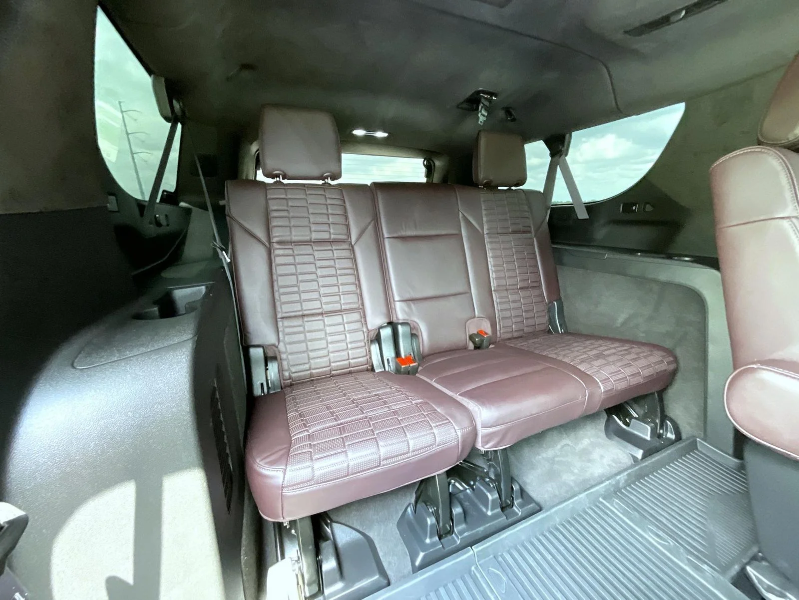 Used 2024 White Cadillac V-Series image 20