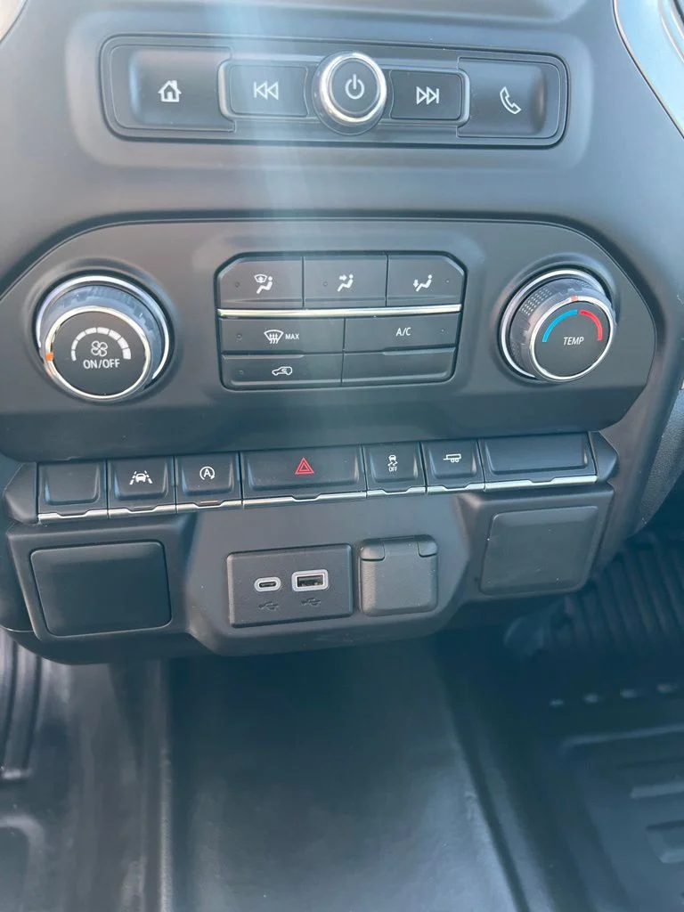 Used 2025 Summit White Chevrolet WT image 15