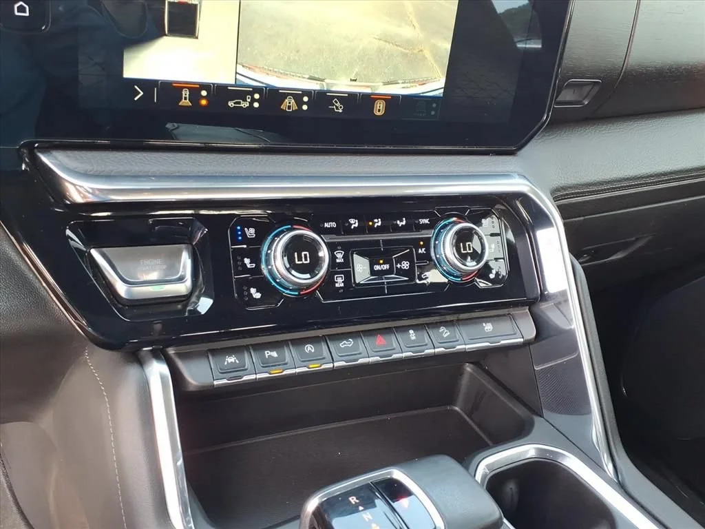 Used 2024 Onyx Black GMC Denali image 11
