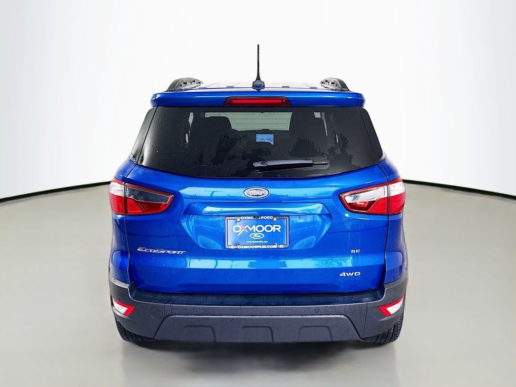 Used 2022 Lightning Blue Metallic Ford SE image 12