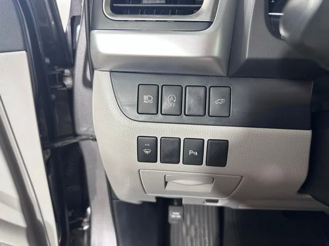 Used 2018 Gray Toyota Limited image 26