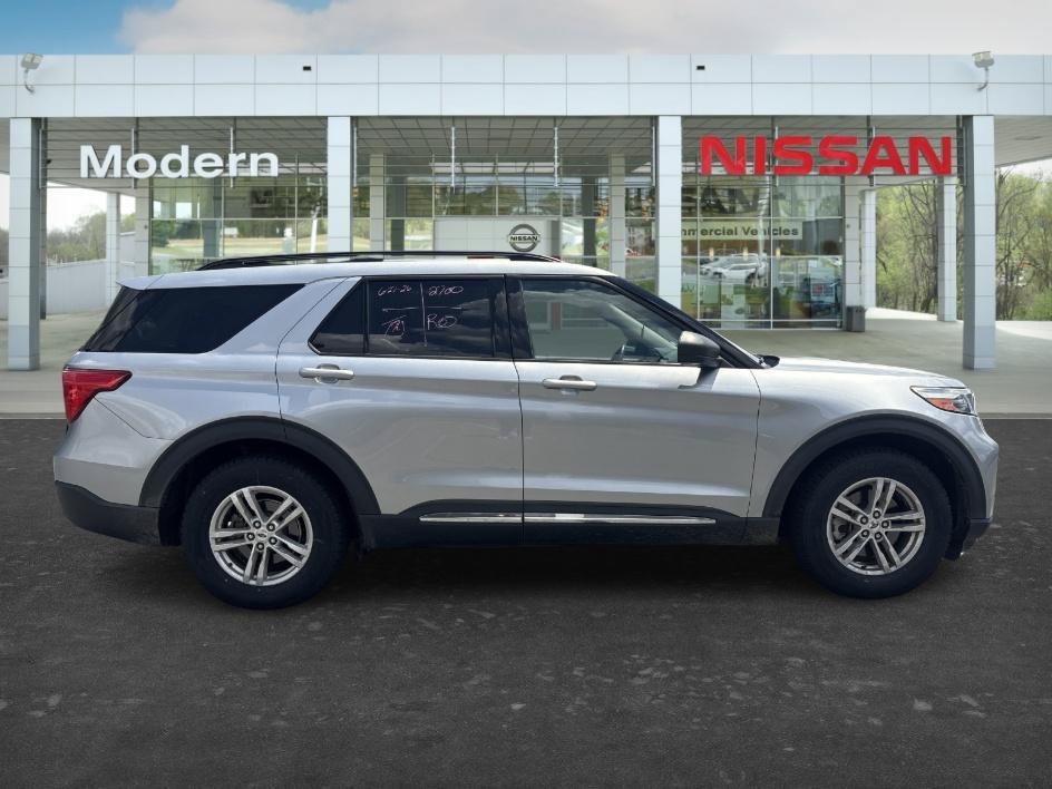 Used 2022 Iconic Silver Metallic Ford XLT image 6