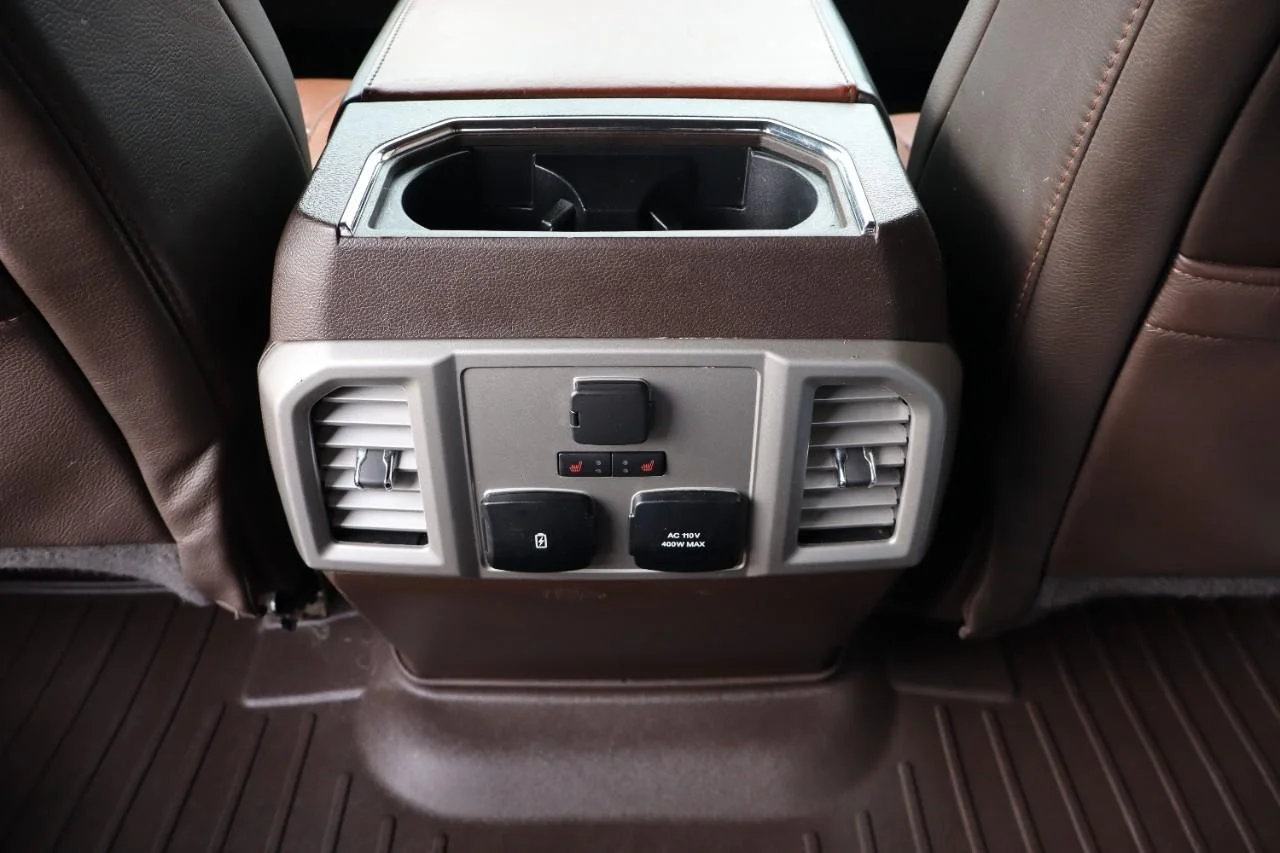 Used 2018 White Platinum Metallic Tri-Coat Ford King Ranch image 35