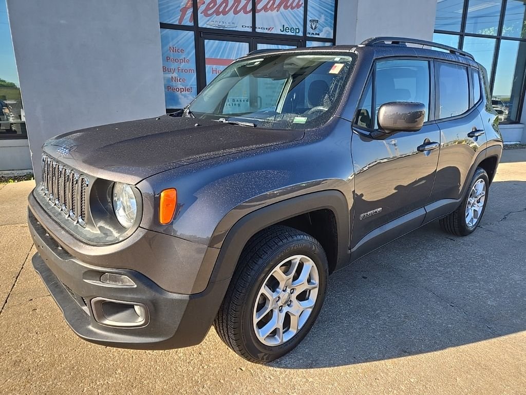 Used 2017 Jeep Renegade Latitude with VIN ZACCJBBB2HPF40296 for sale in Kansas City