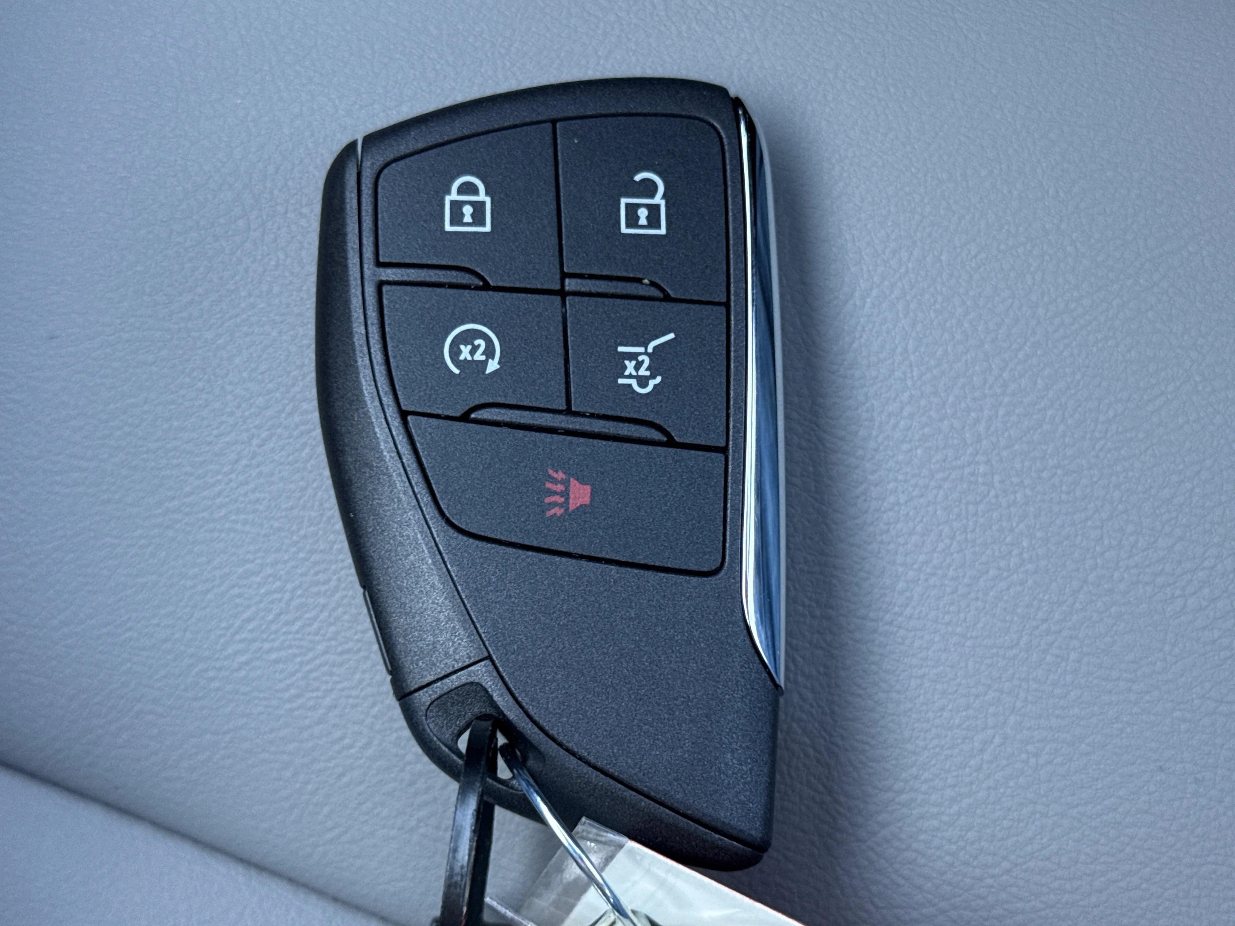 2026 GMC Acadia Elevation - Photo 23