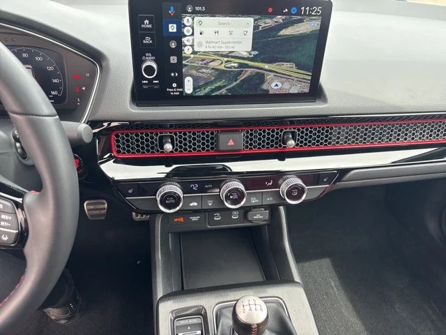 2025 Honda Civic Si - Photo 17