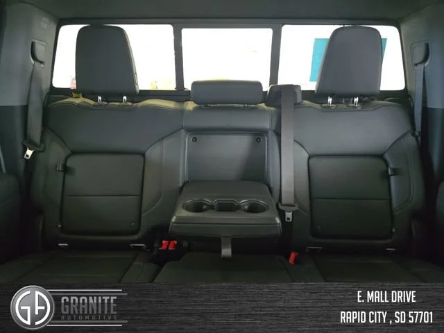 New 2026 Summit White GMC SLT image 39