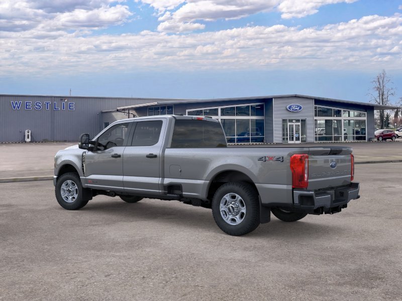 New 2026 Carbonized Gray Metallic Ford F-350® XLT image 5