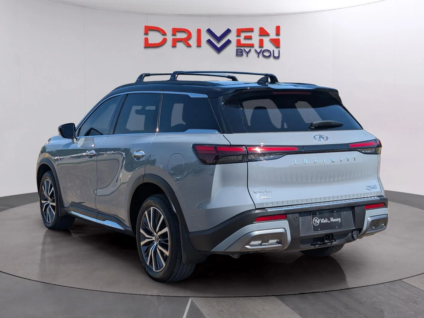 Used 2025 Harbor Gray/Obsidian Black INFINITI AUTOGRAPH image 3