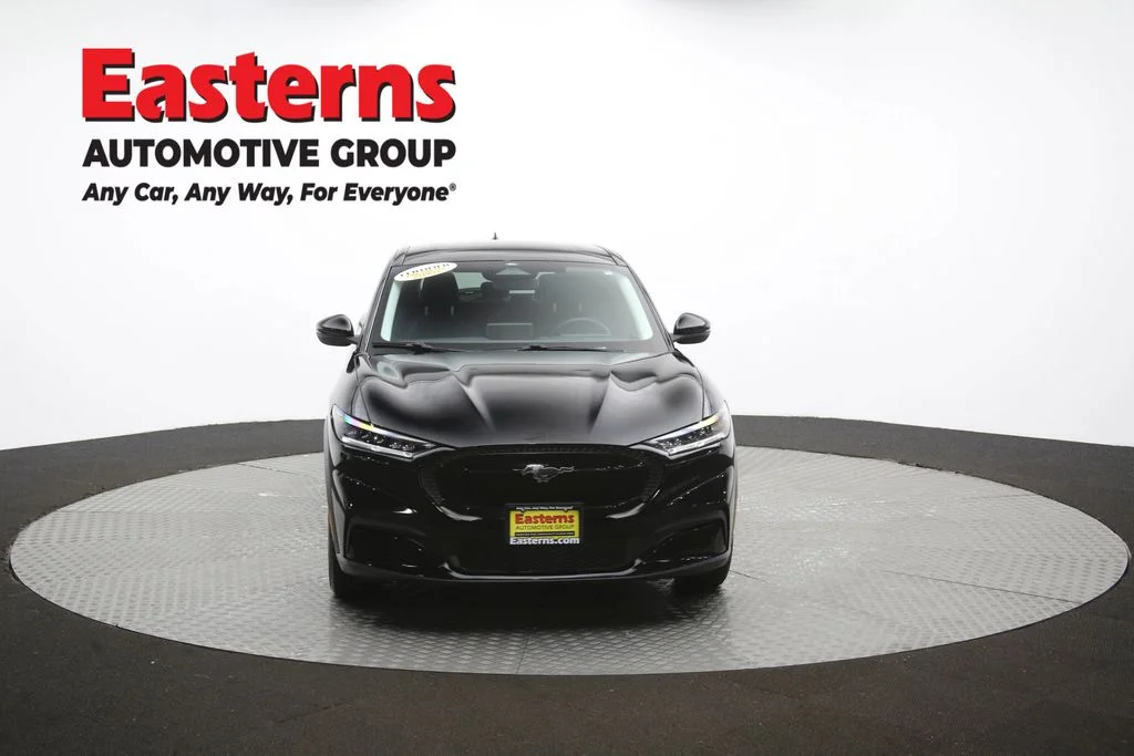 Used 2021 Black Ford Select image 50