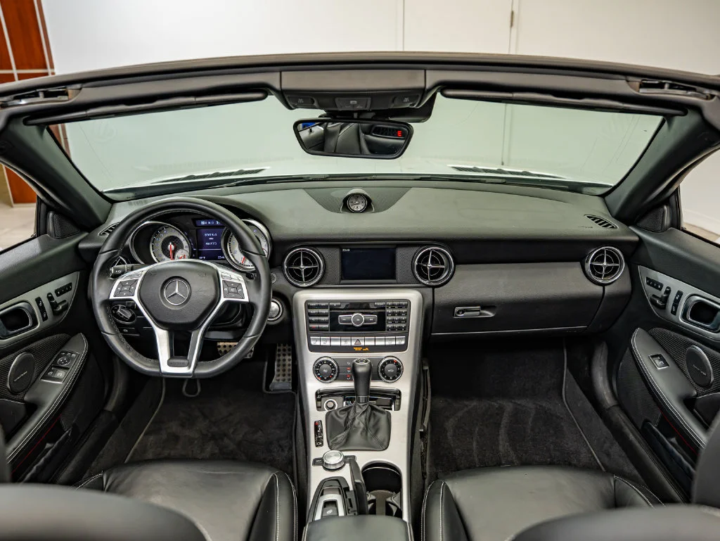 Used 2013 Silver Mercedes-Benz SLK 250 image 5