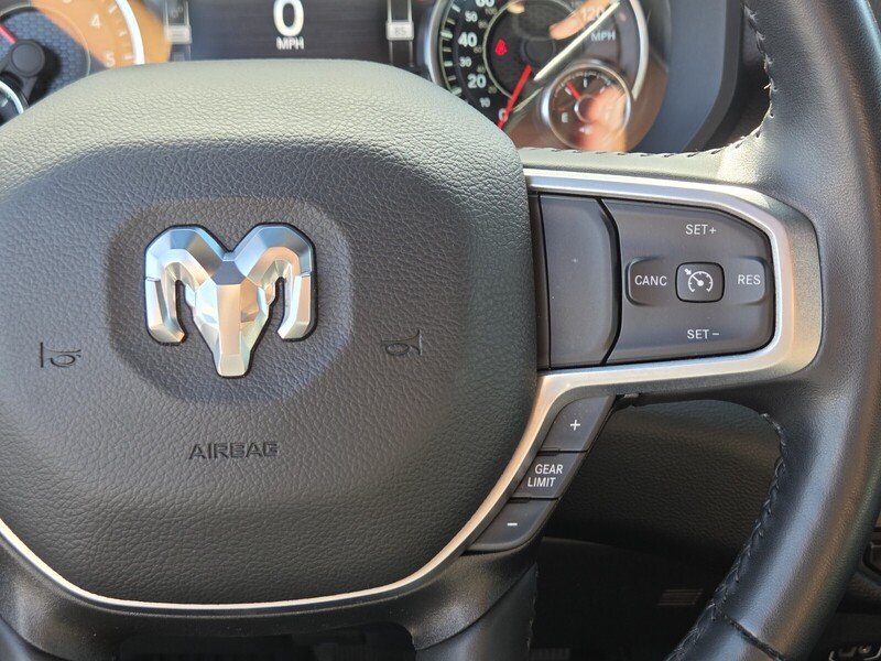 Used 2022 Blue Ram Big Horn/Lone Star image 26