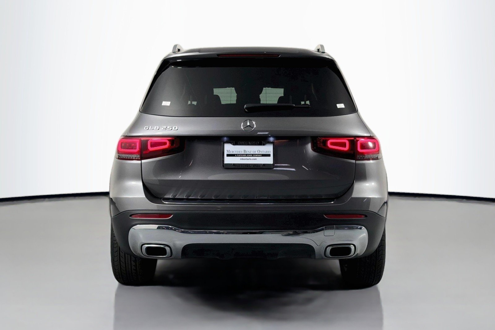Used 2022 Mountain Grey Metallic Mercedes-Benz 250 image 4