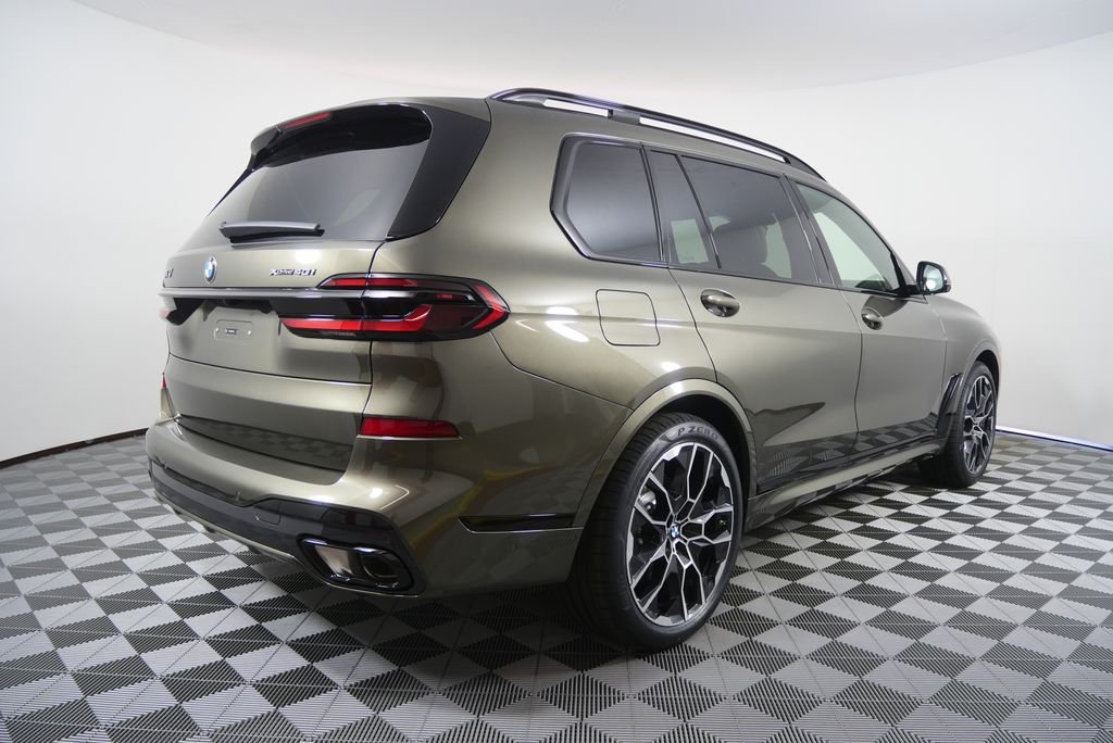 Used 2027 Manhattan Green Metallic BMW xDrive40i image 5