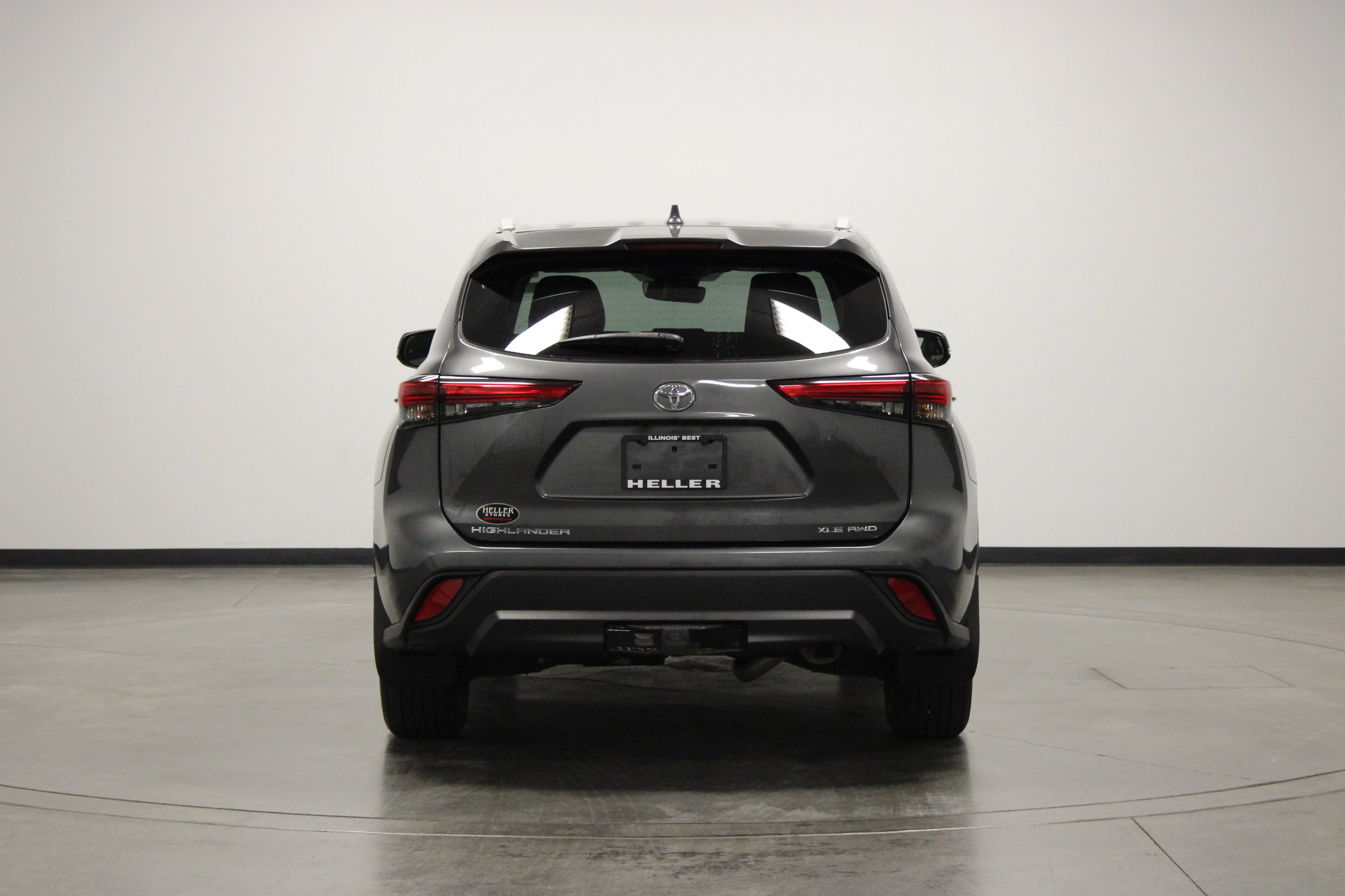 2022 Toyota Highlander XLE - Photo 7