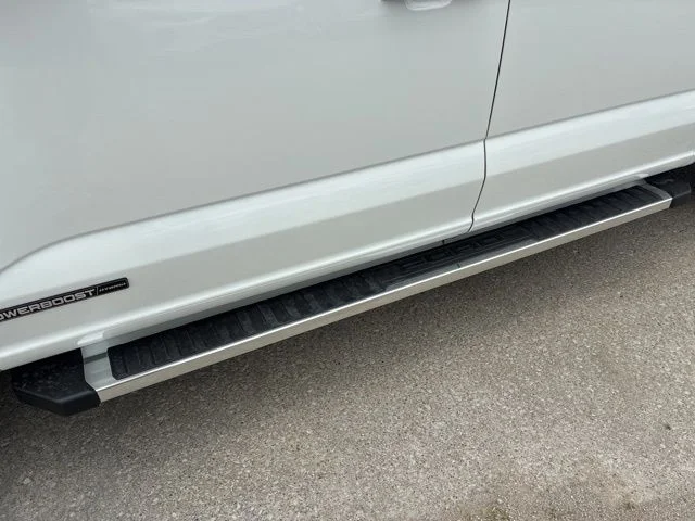 New 2026 Star White Metallic Tri-Coat Ford Lariat® image 15