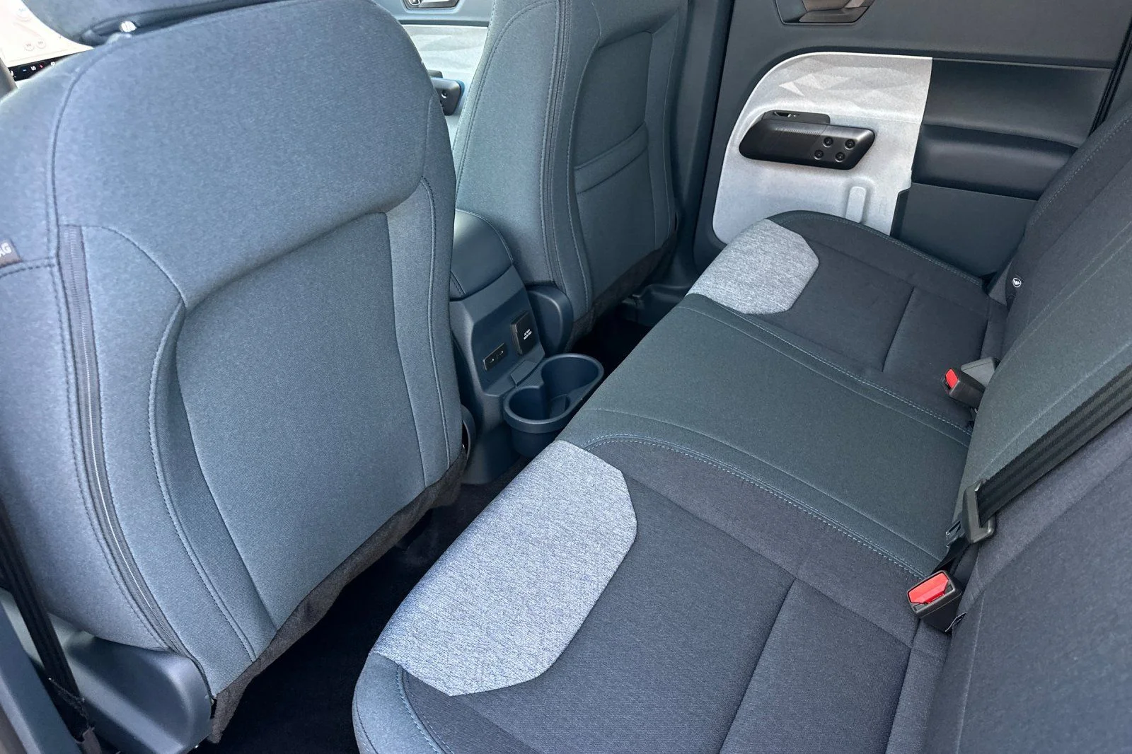 New 2026 Space White Metallic Ford XLT image 11