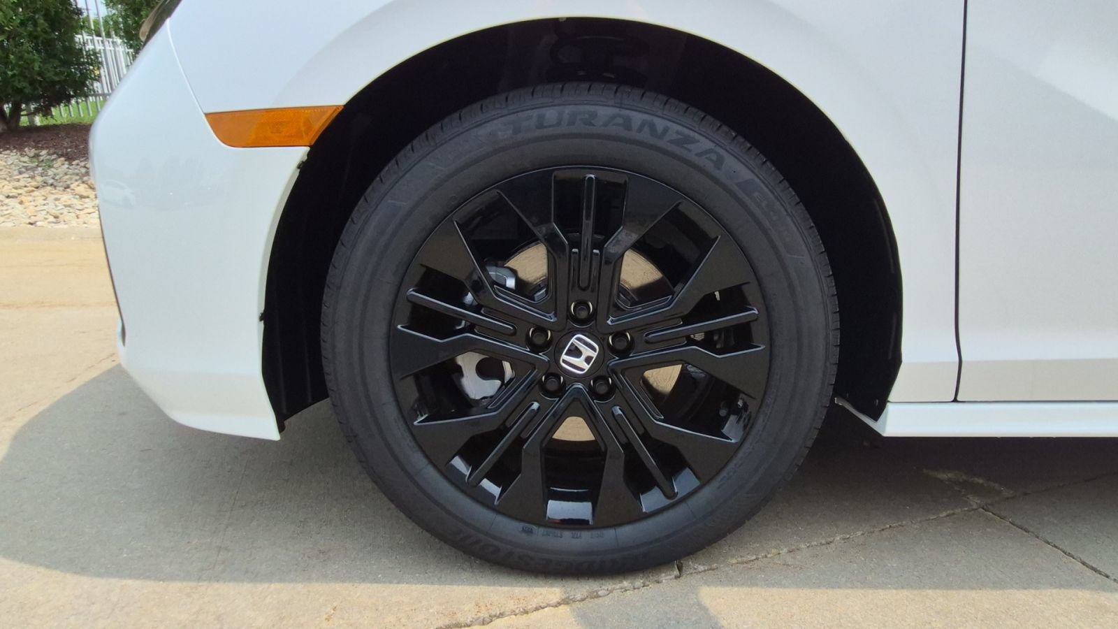 New 2026 Platinum White Pearl Honda Sport-L image 35