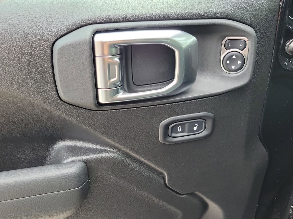 New 2026 Black Clearcoat Jeep Sport S image 17