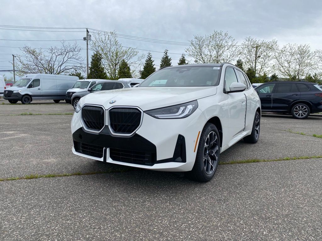 New 2026 Alpine White BMW 30 xDrive image 1