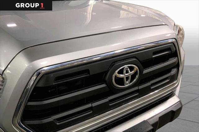 Certified Used 2017 SILVER ME Toyota  image 28