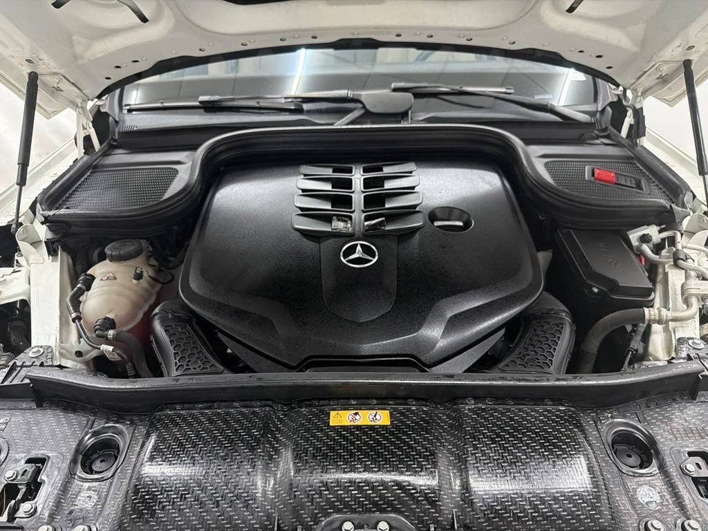 Used 2021 White Mercedes-Benz GLS 580 image 32
