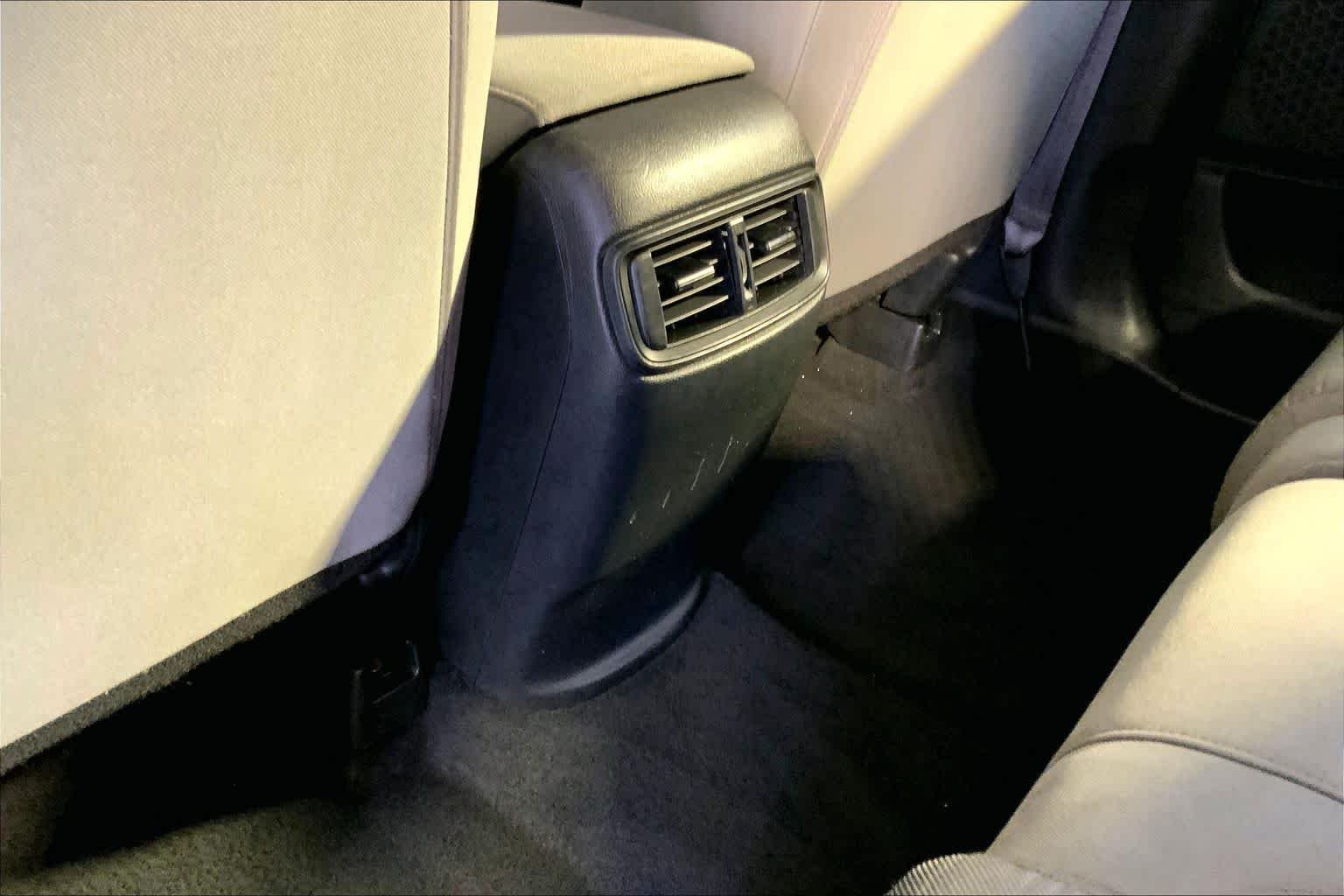 Used 2019 Lunar Silver Metallic Honda LX image 34