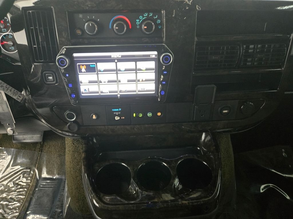 Used 2023 Blue GMC Explorer Limited SE image 22