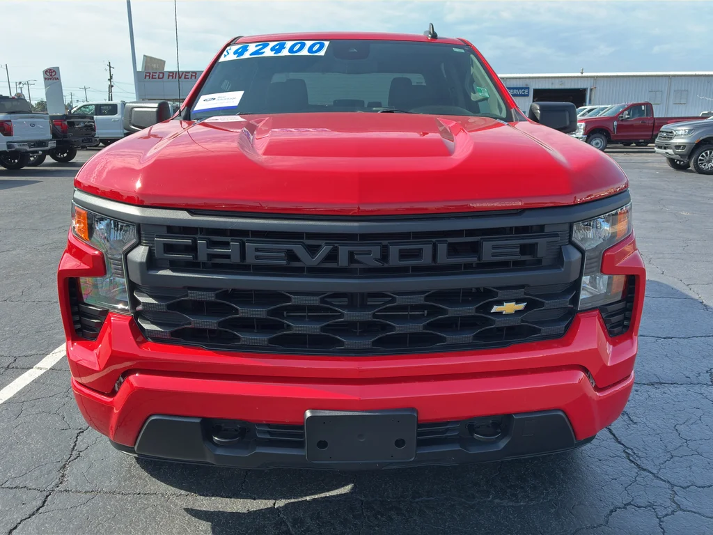 Used 2025 Chevrolet Silverado 1500 Custom with VIN 1GCPKBEK6SZ338936 for sale in Little Rock