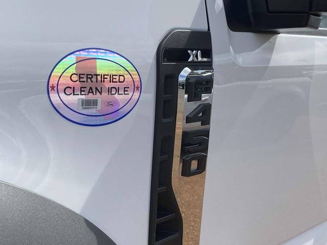 2025 Ford F-450 Super Duty Chassis Cab XL - Photo 9