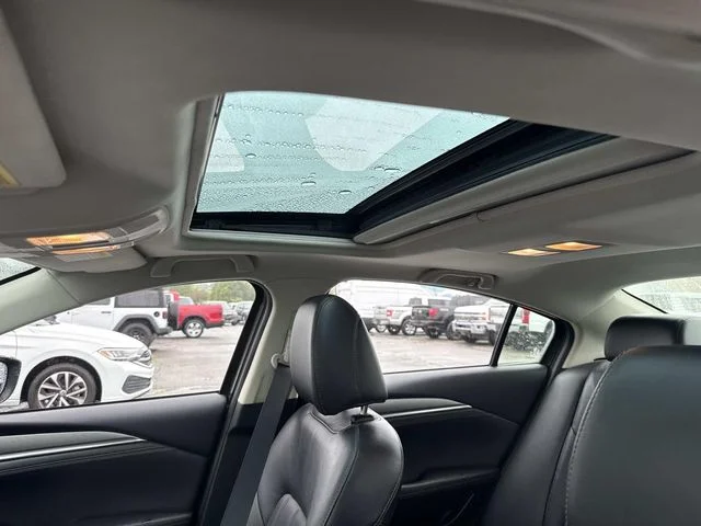 Used 2020 Blue Mazda Grand Touring image 21